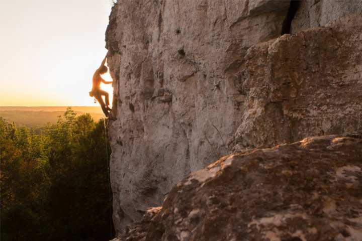 5 Cool Rock Climbing Spots in Washington State